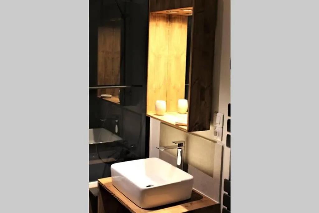 Apartment Le Clos Casi - 3 Vallees - Ski - Cures Thermales Brides-les-Bains